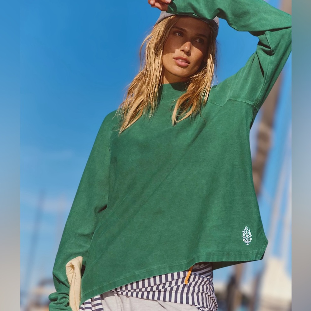 NEW Free People x FP Movement Restoration Layering Top in Green - Picture 3 of 13